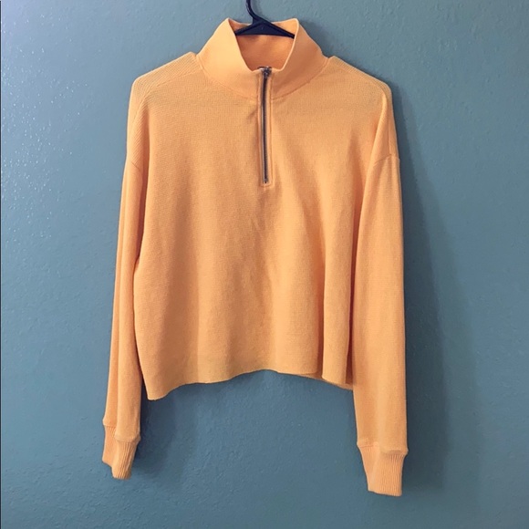 Canary yellow cropped sweater - Picture 2 of 4